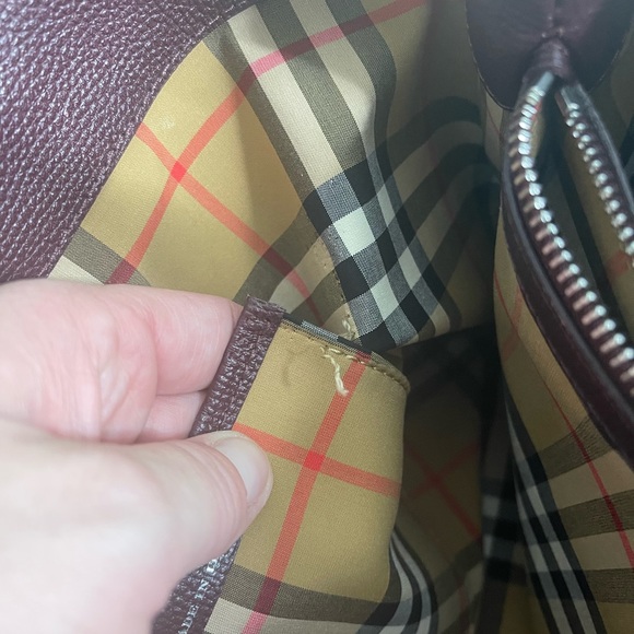 BURBERRY Mahogany Red Pebbled Leather House Check Medium Banner Tote Bag! - Picture 13 of 13